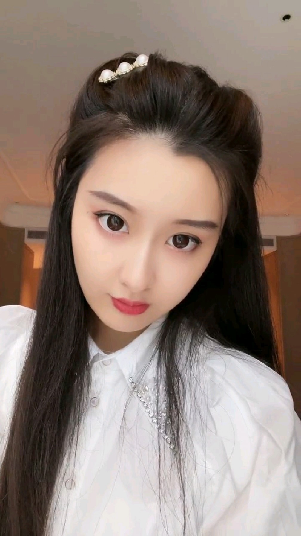 世上有如此清澈透亮的眼睛,传说中的神仙姐姐!