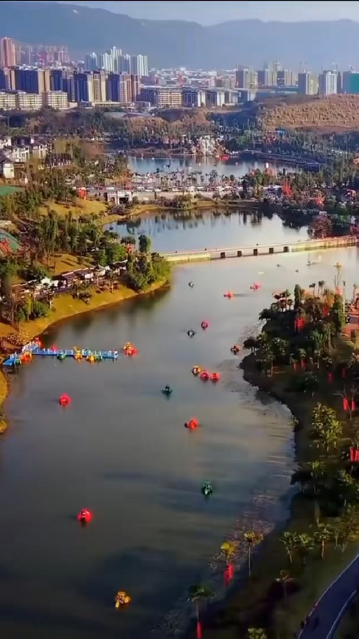 璧山枫香湖儿童公园