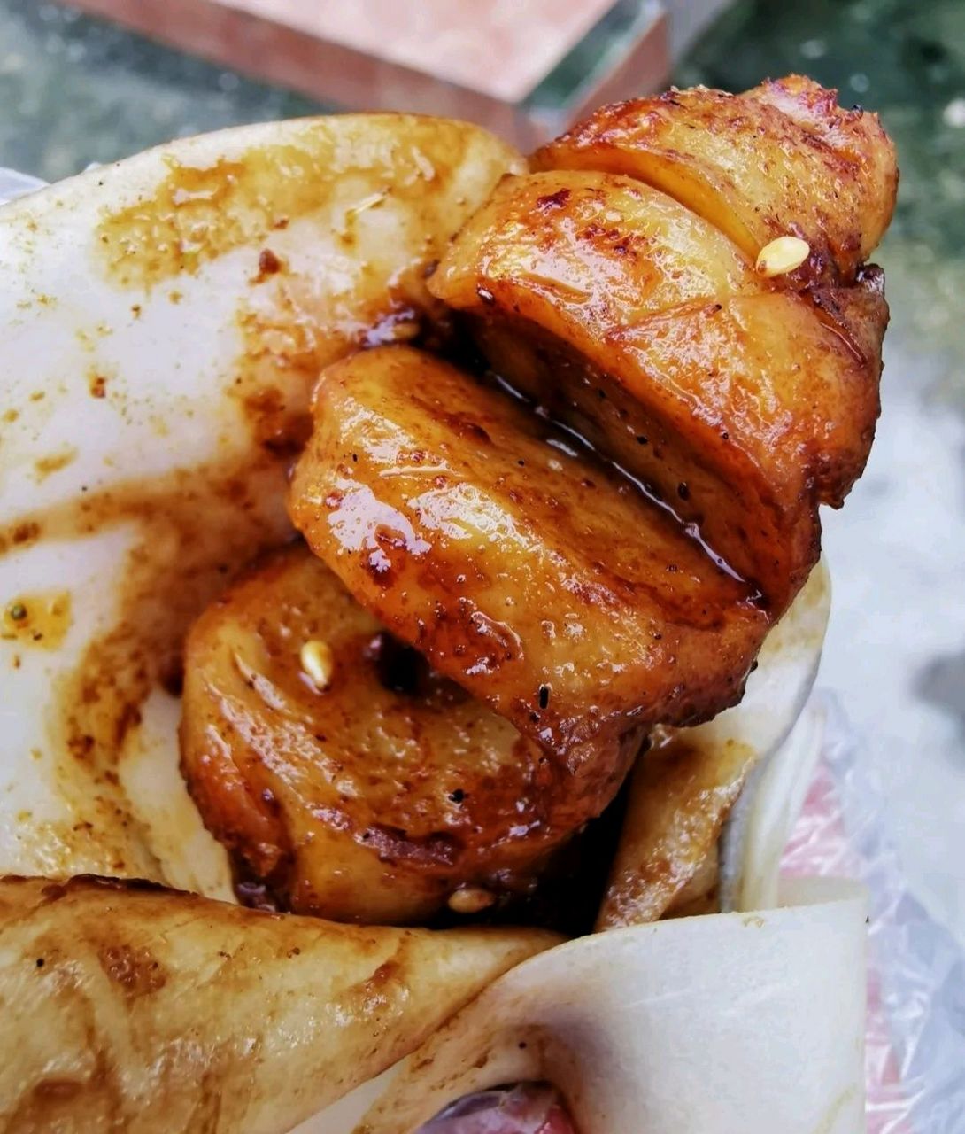 排队也得吃的洛馍卷鱼豆腐 无论中午还是晚上这家真的每天都在排队!