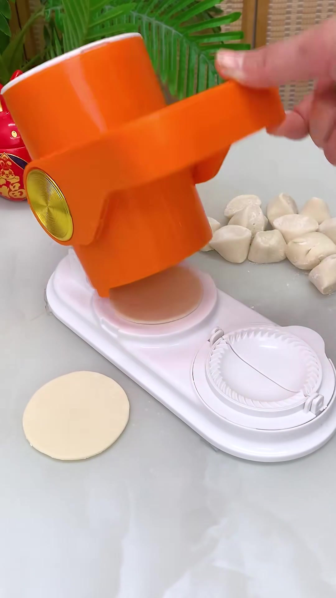 抖音压饺子皮=抖音里饺子皮的做法