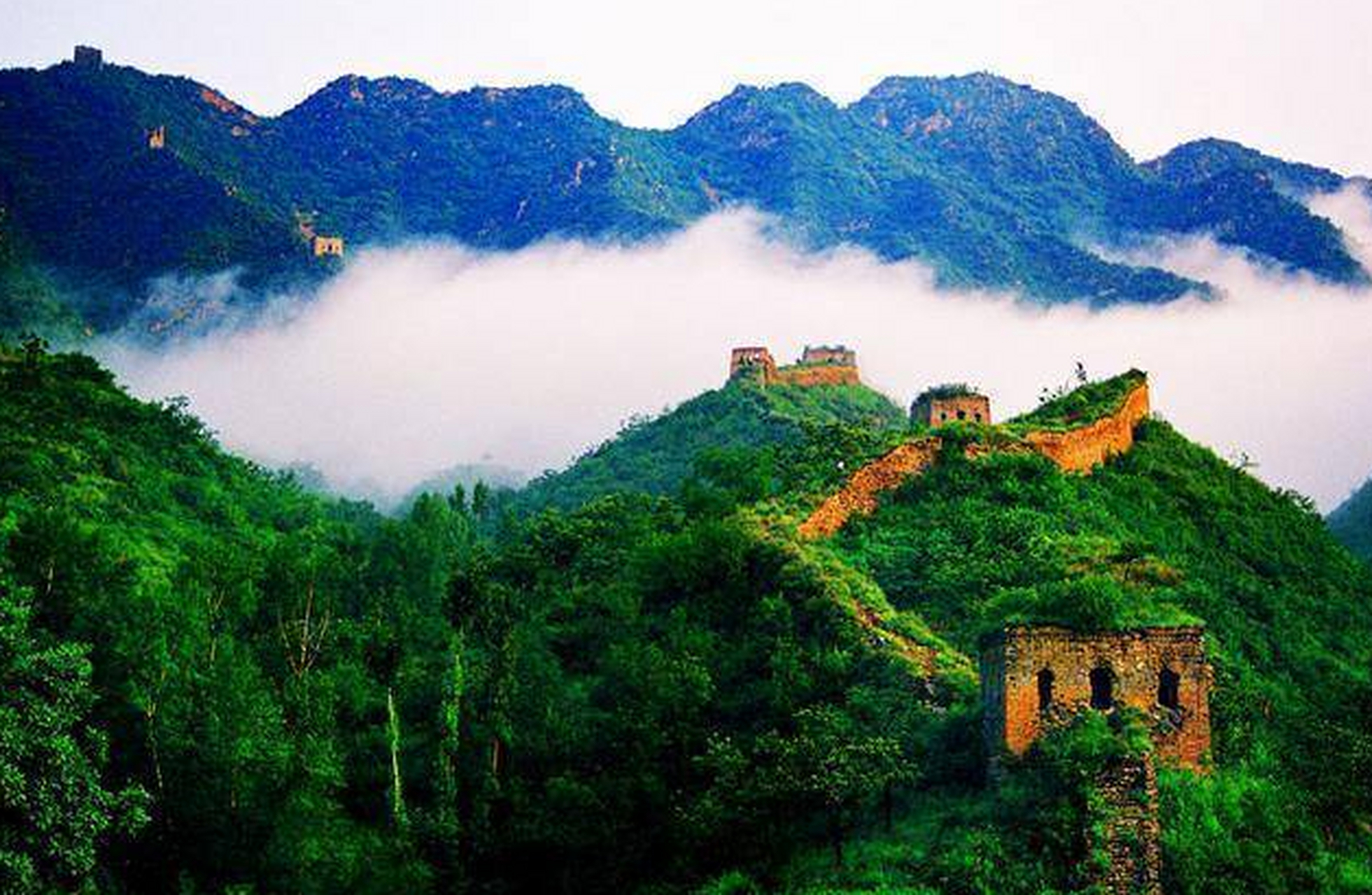 迁西凤凰山是河北唐山市迁西县境内的一座小众景区,因外形酷似一只