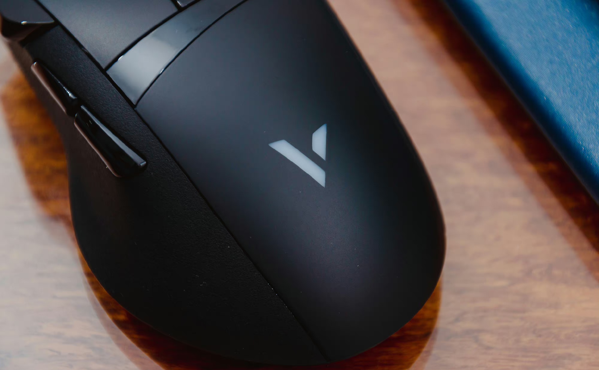 雷柏vt350s和雷柏vt9哪个好?雷柏vt9与雷柏vt350s区别对比