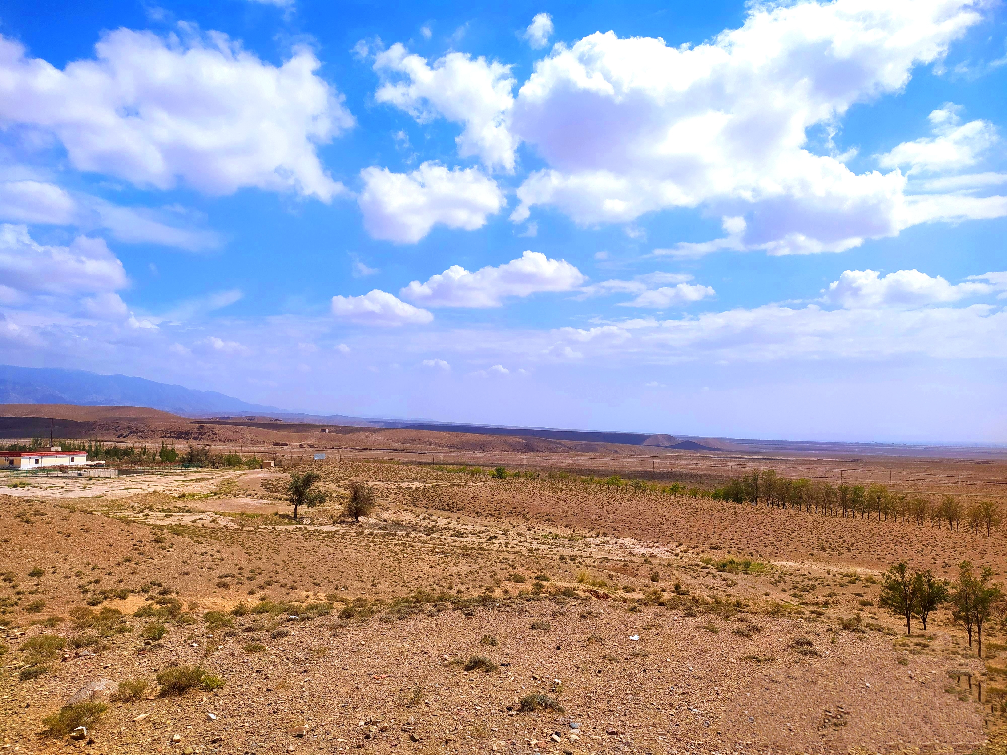 你说,看,那就是贺兰山!