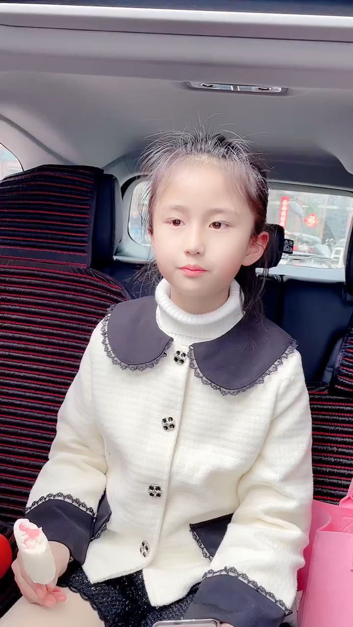 童星歌手刘艺雯年龄图片