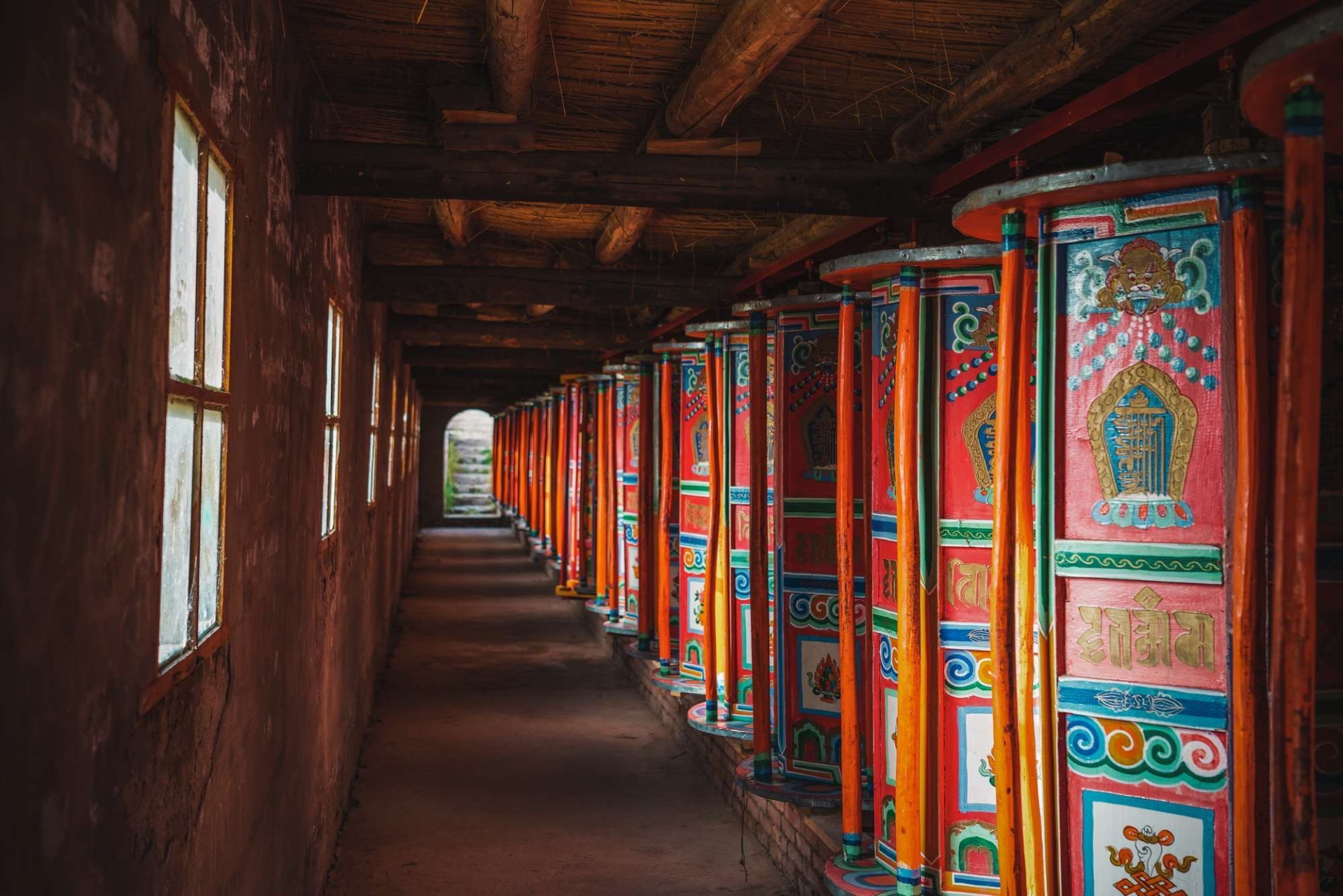 祁连草原上的静谧圣地,古朴迷人的阿柔大寺#旅行# #旅游