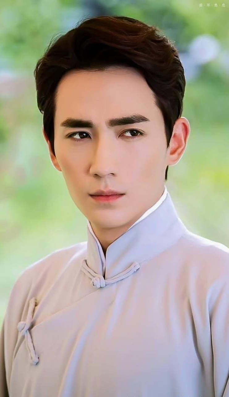 朱一龙说演员到最后不是演技的问题,拼的是对角色的理解,深以为然.