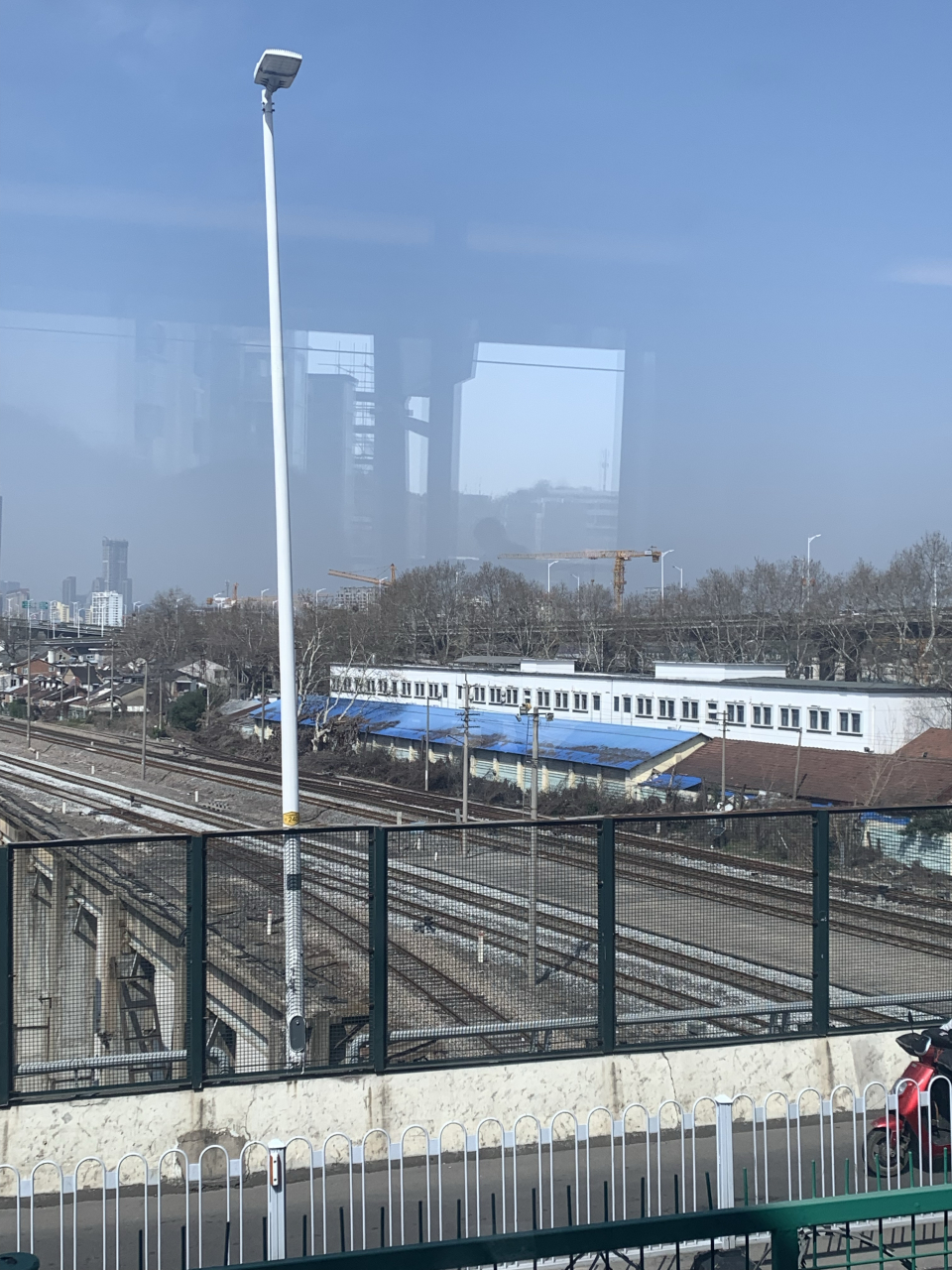 中华门火车站这些铁轨还在用吗?