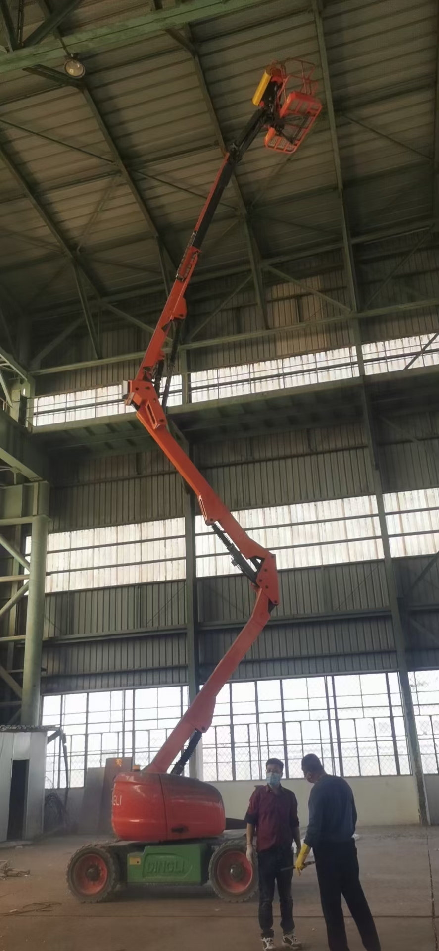 天津红桥区租赁曲臂车登高车路灯车出租