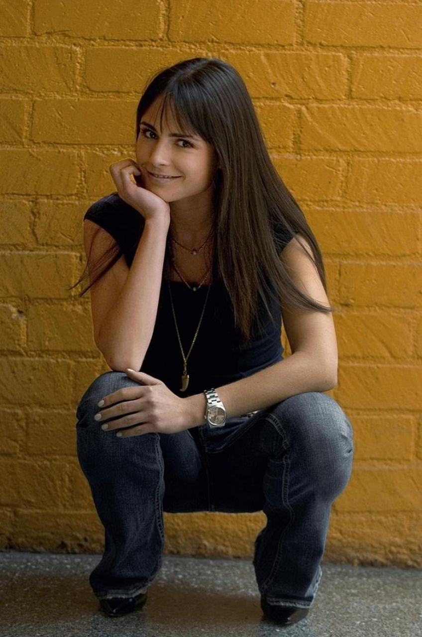 乔丹娜·布鲁斯(jordana brewster),1980年4月出生于巴拿马城,美国