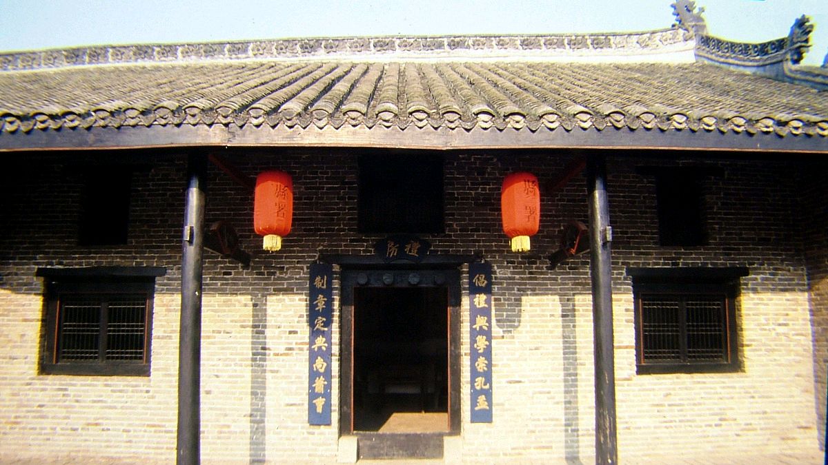 为什么清朝一个县衙门,能称得上官员的不到十人?