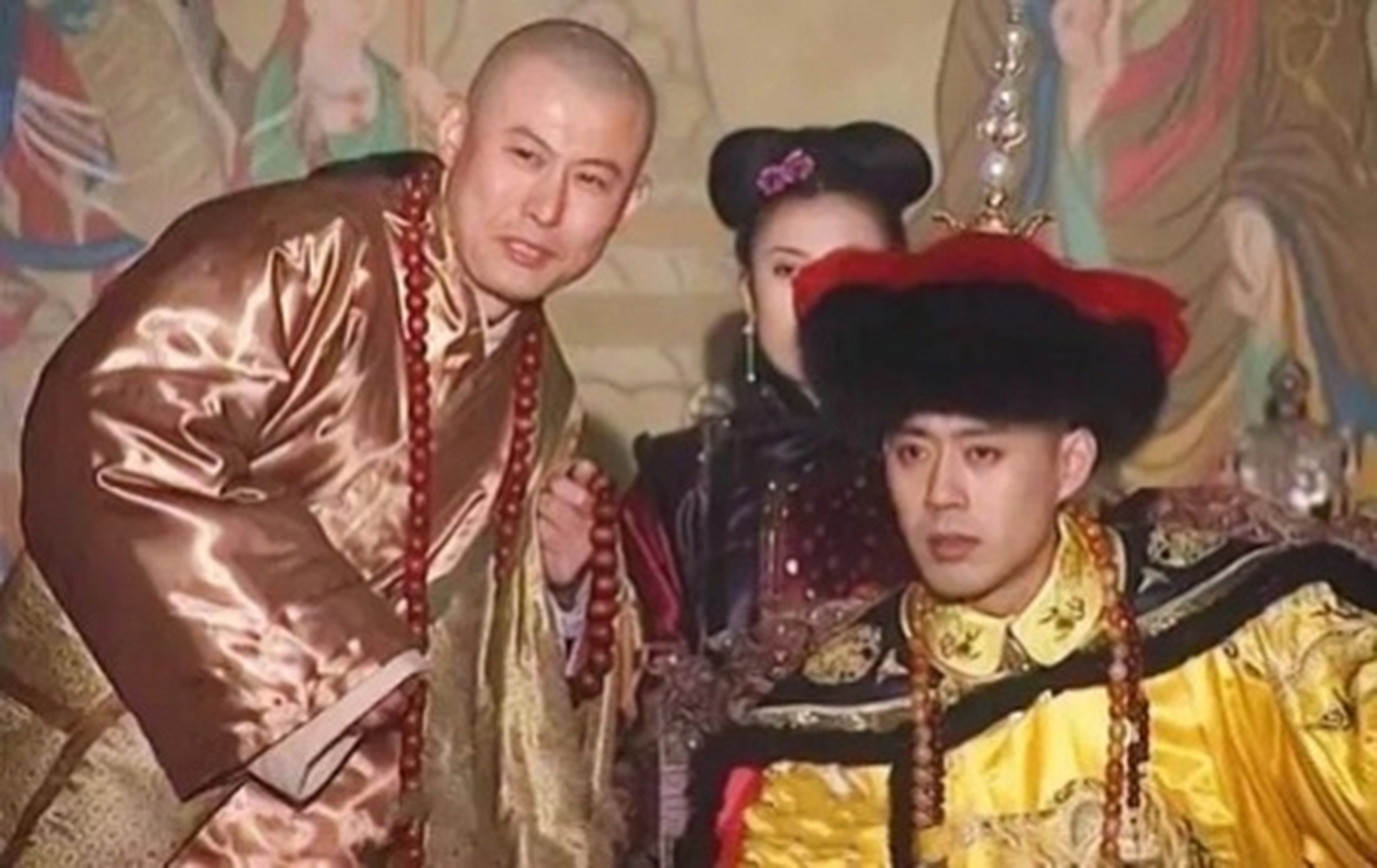 当年,刘琳拉着刘钧问:"咱俩互相点赞呗,你怎么把微博评论关了.