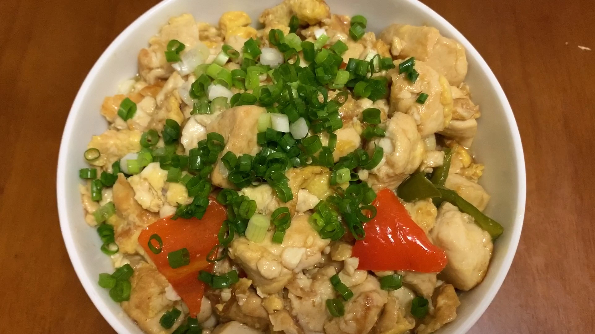 鸡蛋煎豆腐的家常做法 食材做法简单 营养美味 家人都爱吃