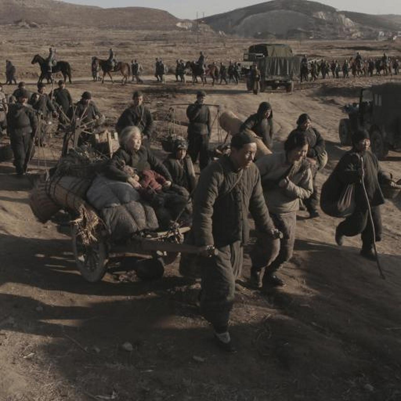 乍一看画面我还以为我看见了冯小刚的电影1942