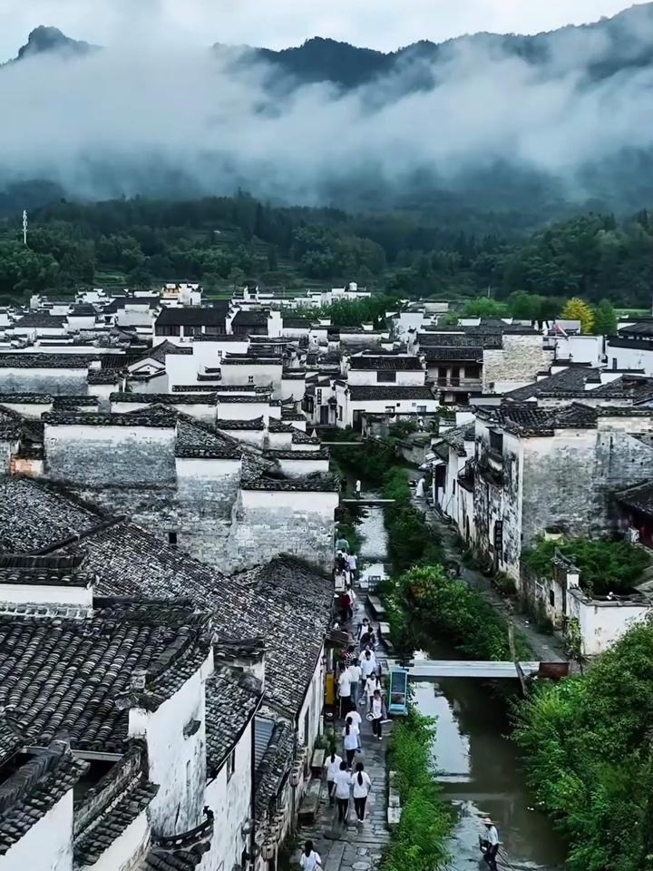 安徽宏村的历史背景图片