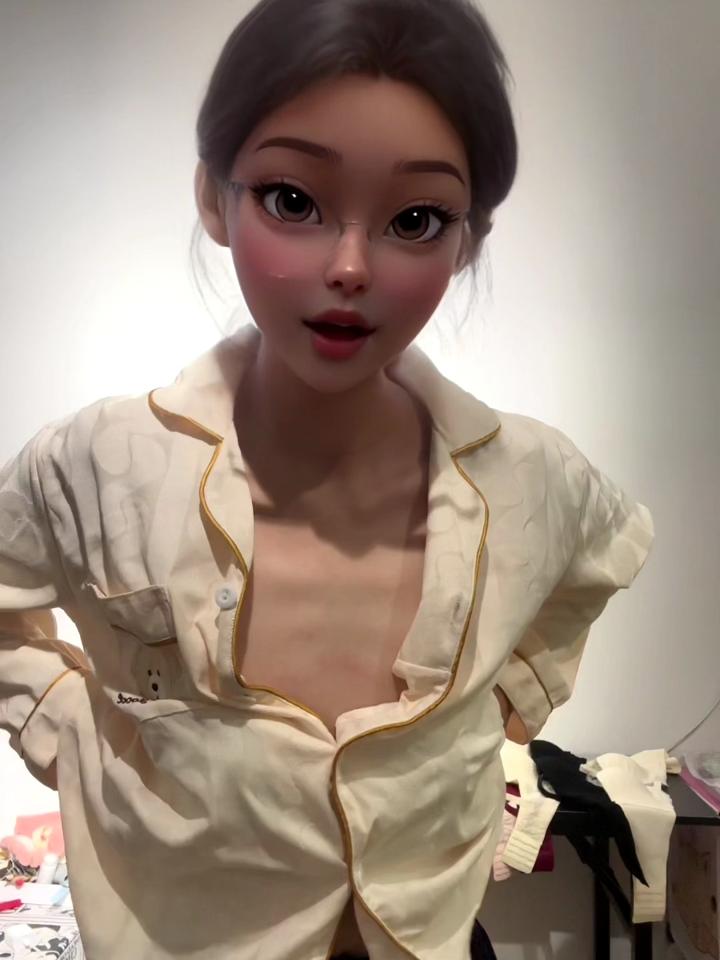 胸小平胸 少女 两点图片