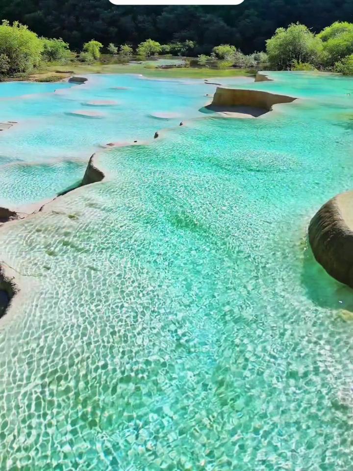 黄龙景区五彩池照片图片