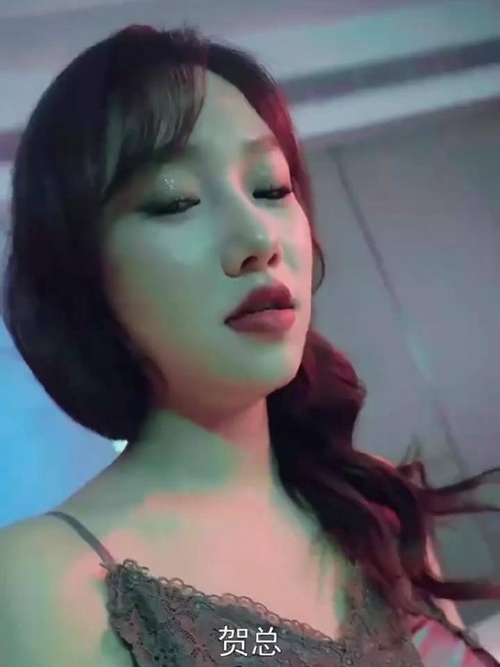 我的美女魔帝老婆图片