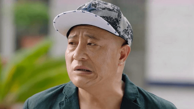 赵四与赵本山发生矛盾后,回家承包上百亩地,已经成为上亿资产家