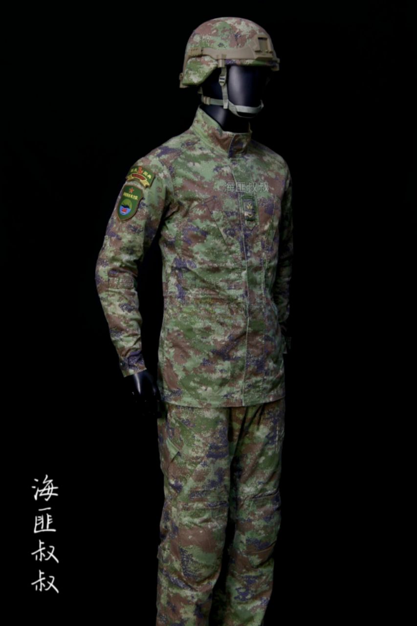 兄弟们呐,19式作战服漂亮不漂亮不用我说了吧,你们说了算!