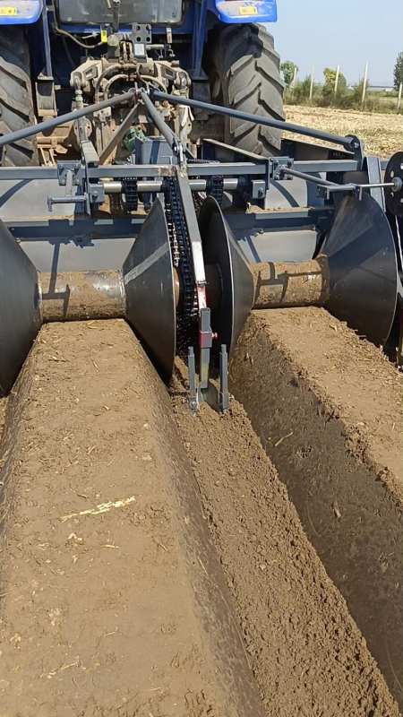 大葱大姜开沟起垄机,根据尺寸定做-度小视