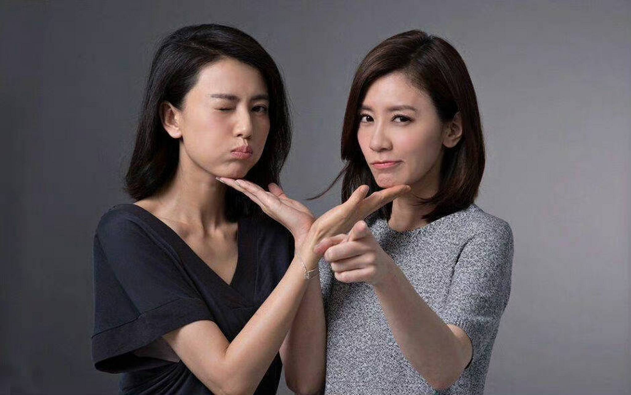 赵敏周芷若同框了# 贾静雯晒与高圆圆合照,谁还记得当年的赵敏周芷若