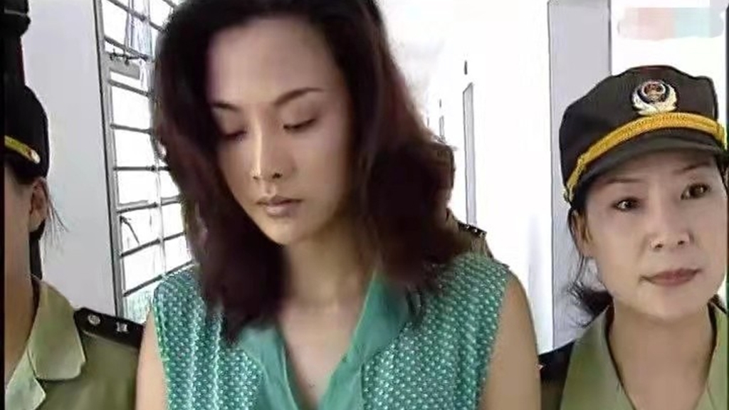 忆真实事件改编《红蜘蛛》,各种女犯的经历,年亲人:三观不正