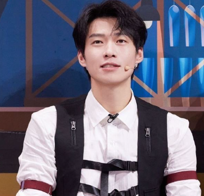 网友扒出谢娜和前男友刘烨,和现在的老公张杰,直言太幸福了!