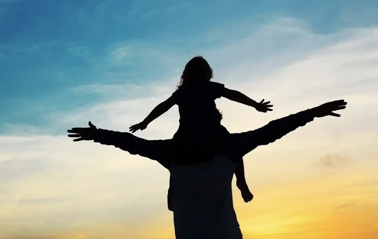 《如何与孩子建立良好的沟通关系:父母必备技巧》