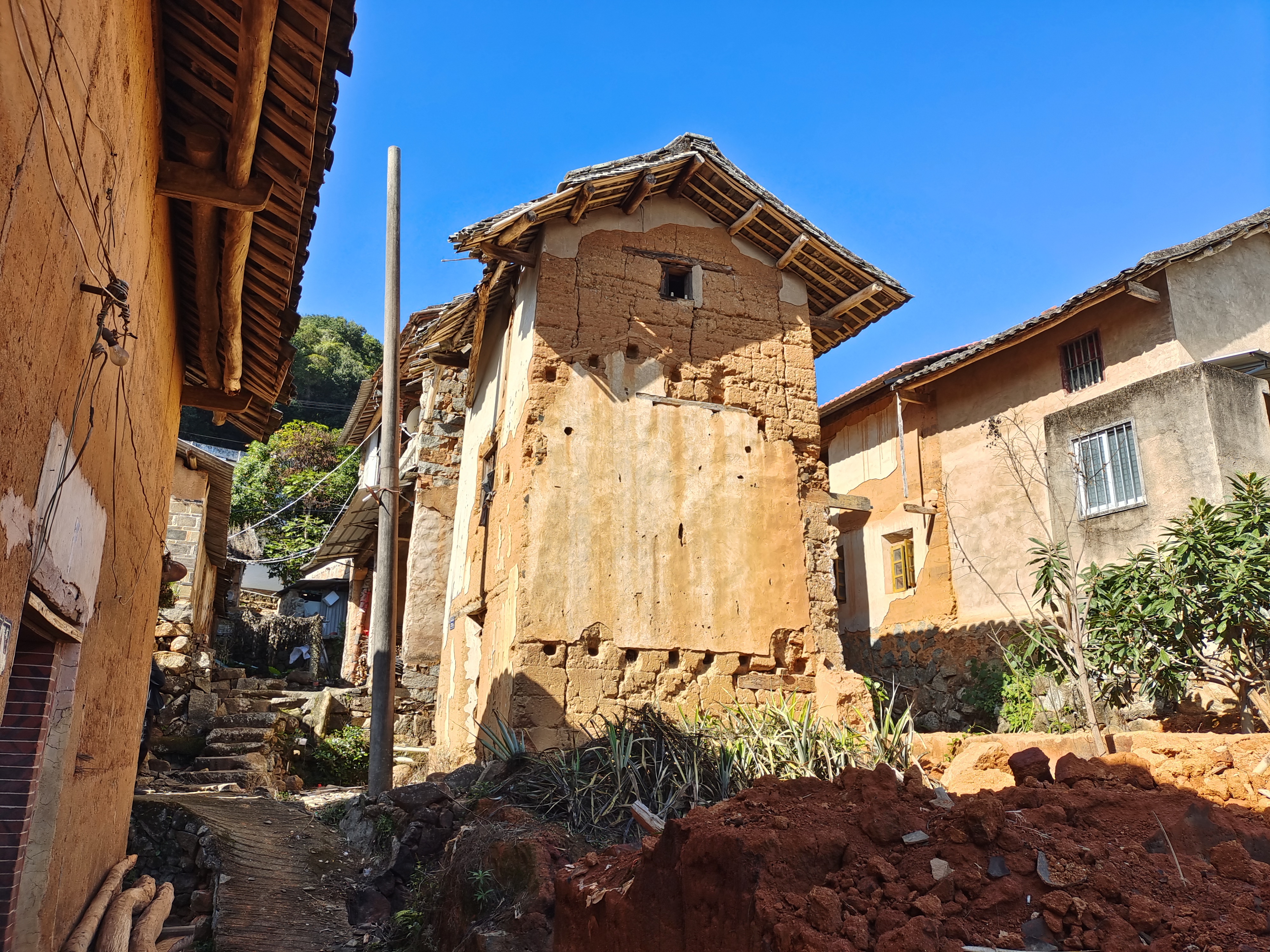 云霄县马铺乡泮坑炮楼——好山好水阿信