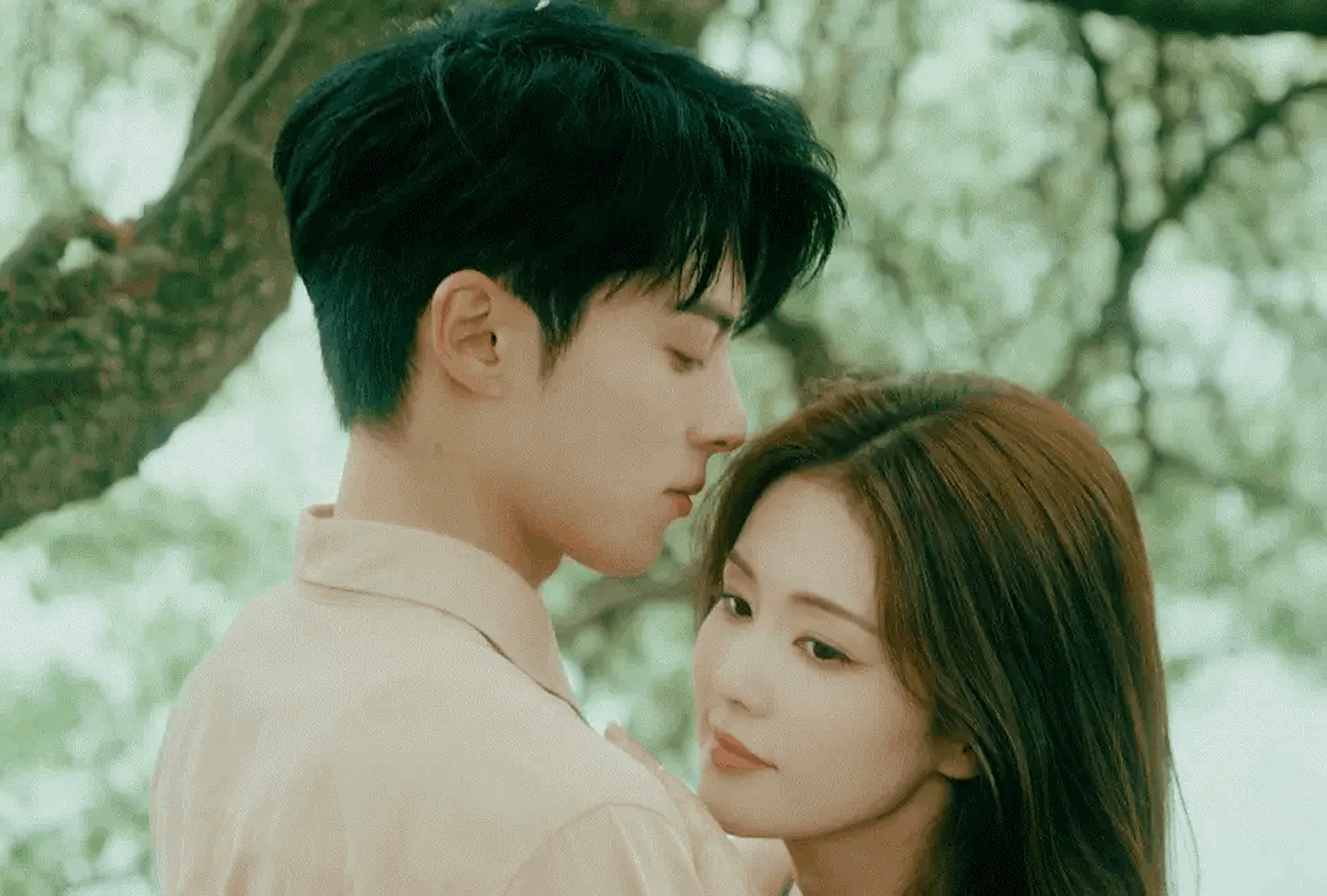 白鹿和王鹤棣拍芭莎了,这应该是芭莎婚庆最失败的一次吧?