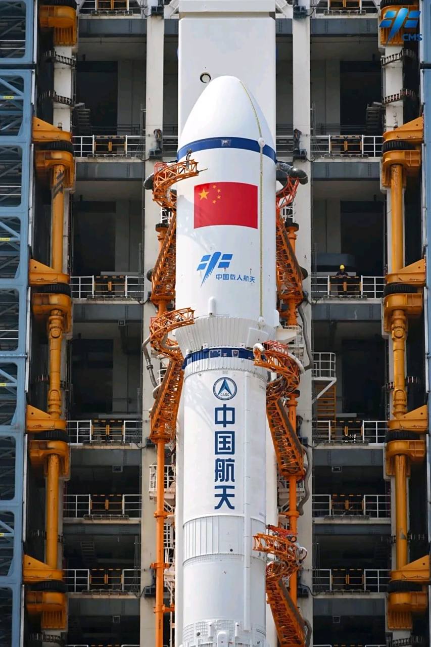 据中国载人航天工程办公室消息,目前,长征七号遥七运载火箭已完成