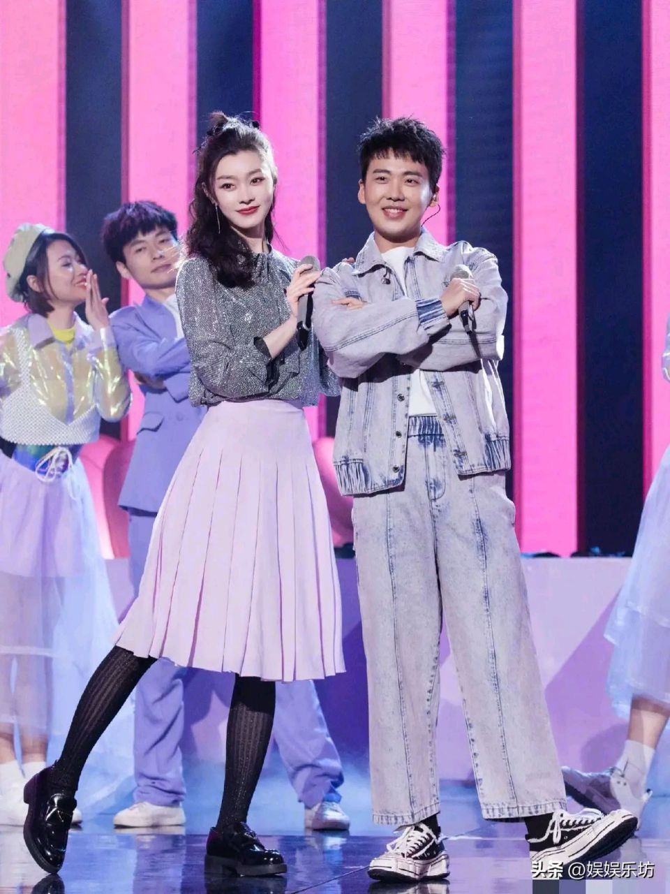 这时,宋轶问郭麒麟:"那你有没有想过让我当你的女朋友呢?