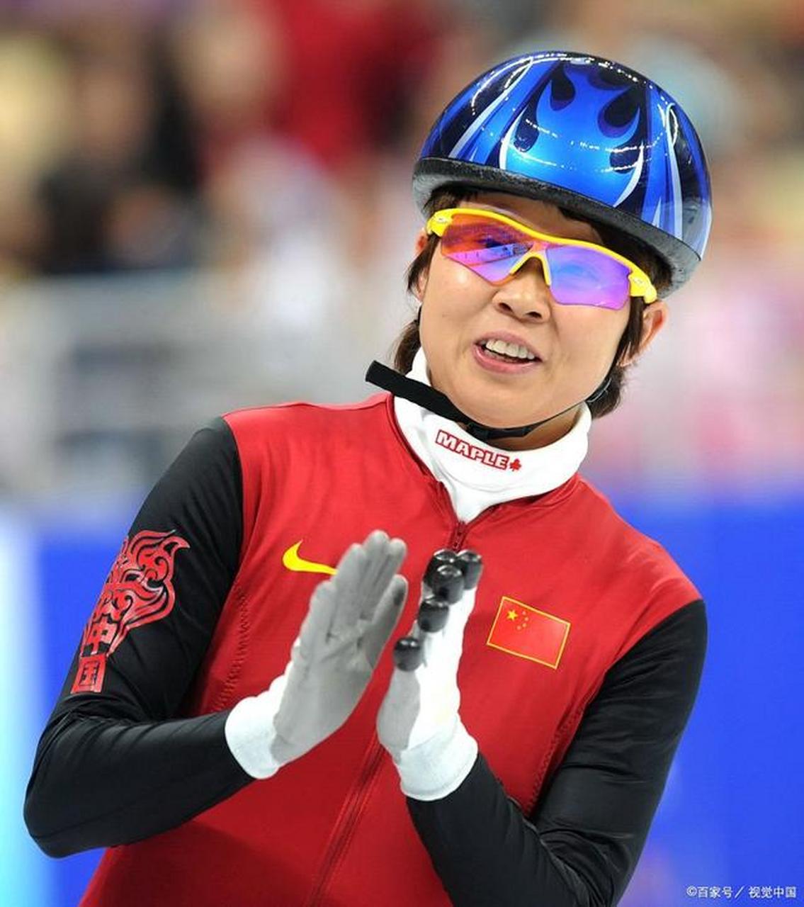 中国短道速滑前奥运冠军王蒙又上新闻了,不过这次不是因为她的滑冰