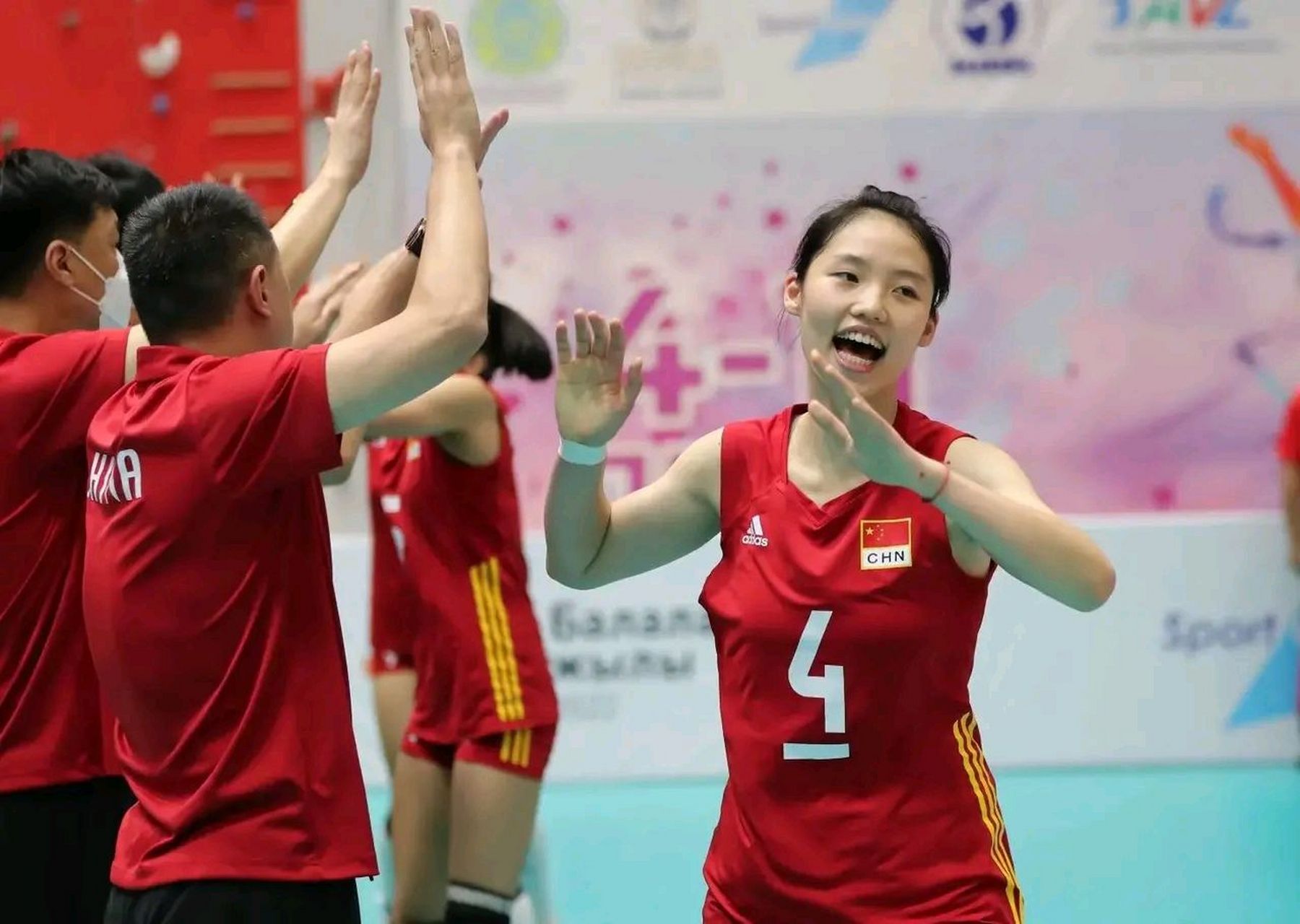 [中国]中国女排(u21)[中国] 出征墨西哥u21女排世锦赛13人名单: 主攻