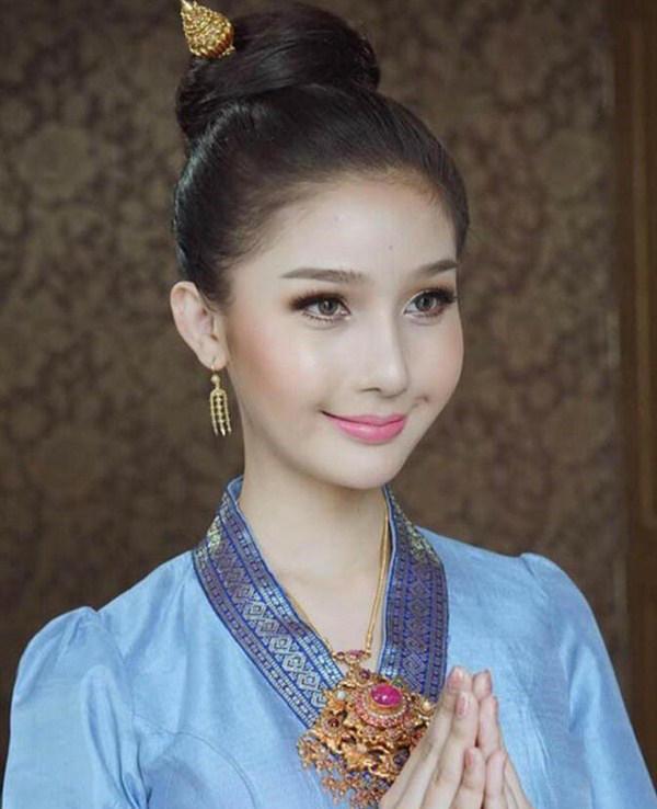 泰国最美人妖poy图片