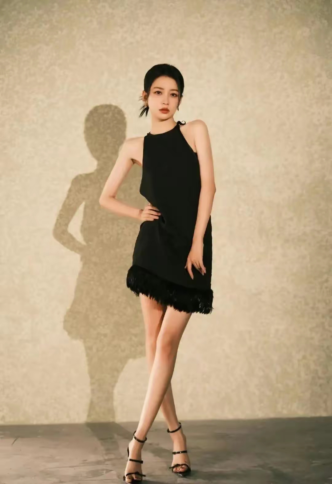 孙怡的黑色魅力,年龄只是一个数字