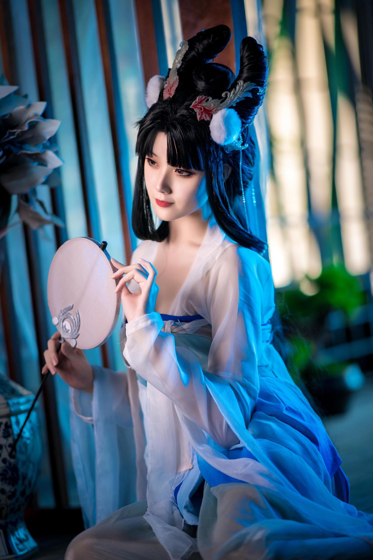 「王者荣耀」cos:这个嫦娥简直天仙下凡,太美了