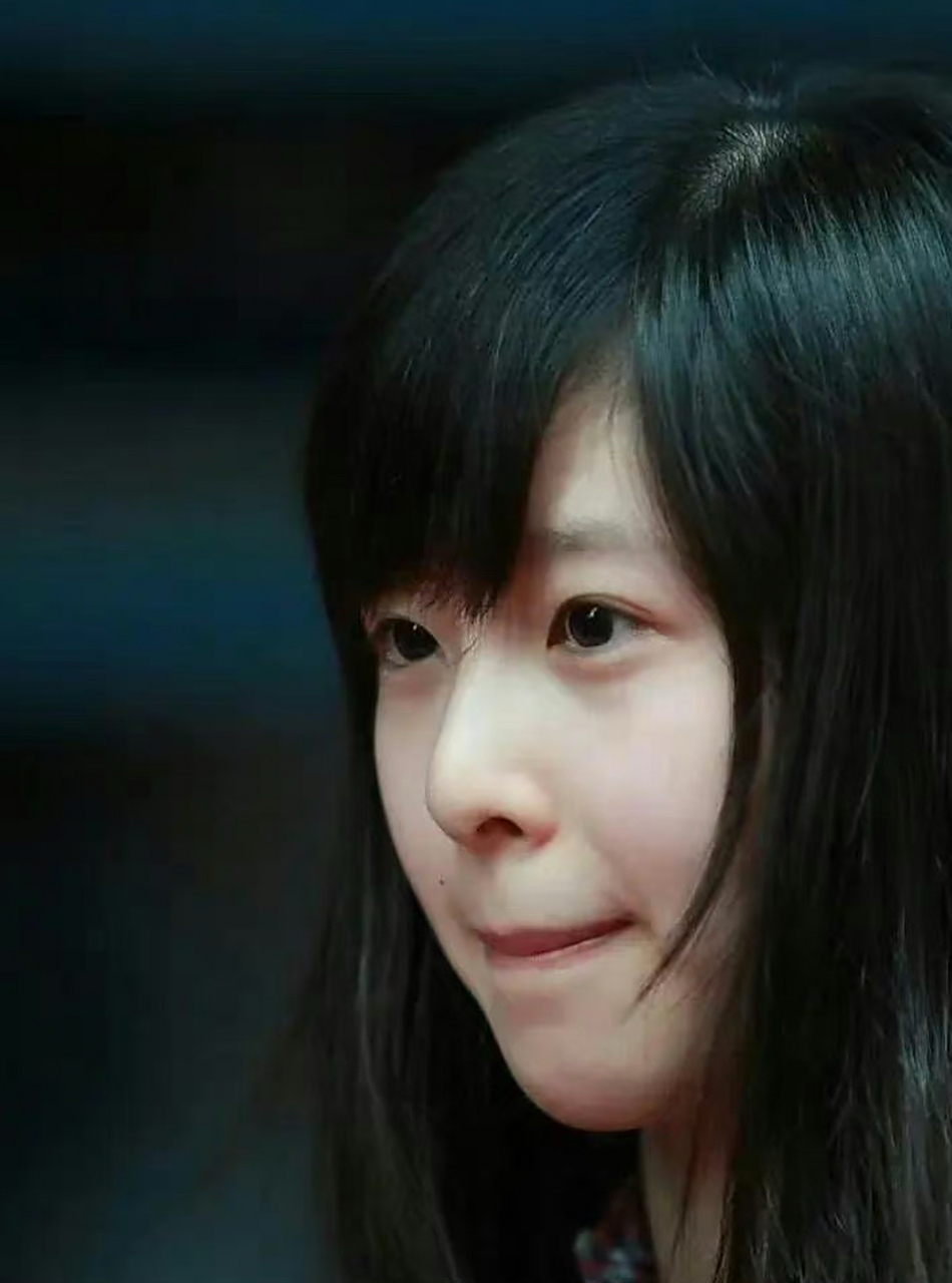 奶茶妹妹早期真的好清纯啊