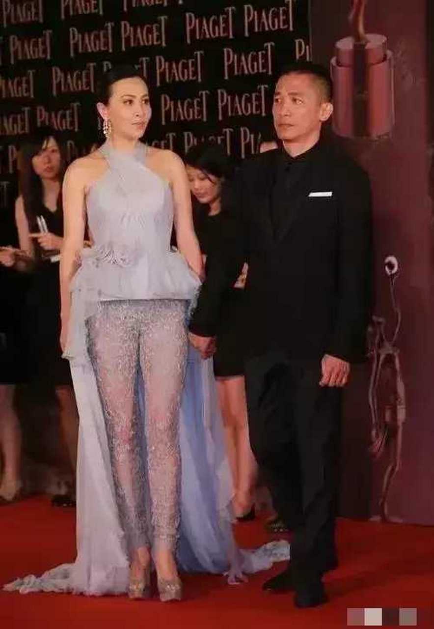 刘嘉玲:蕾丝裤子太透明,出席活动刻意扭动,也不考虑身