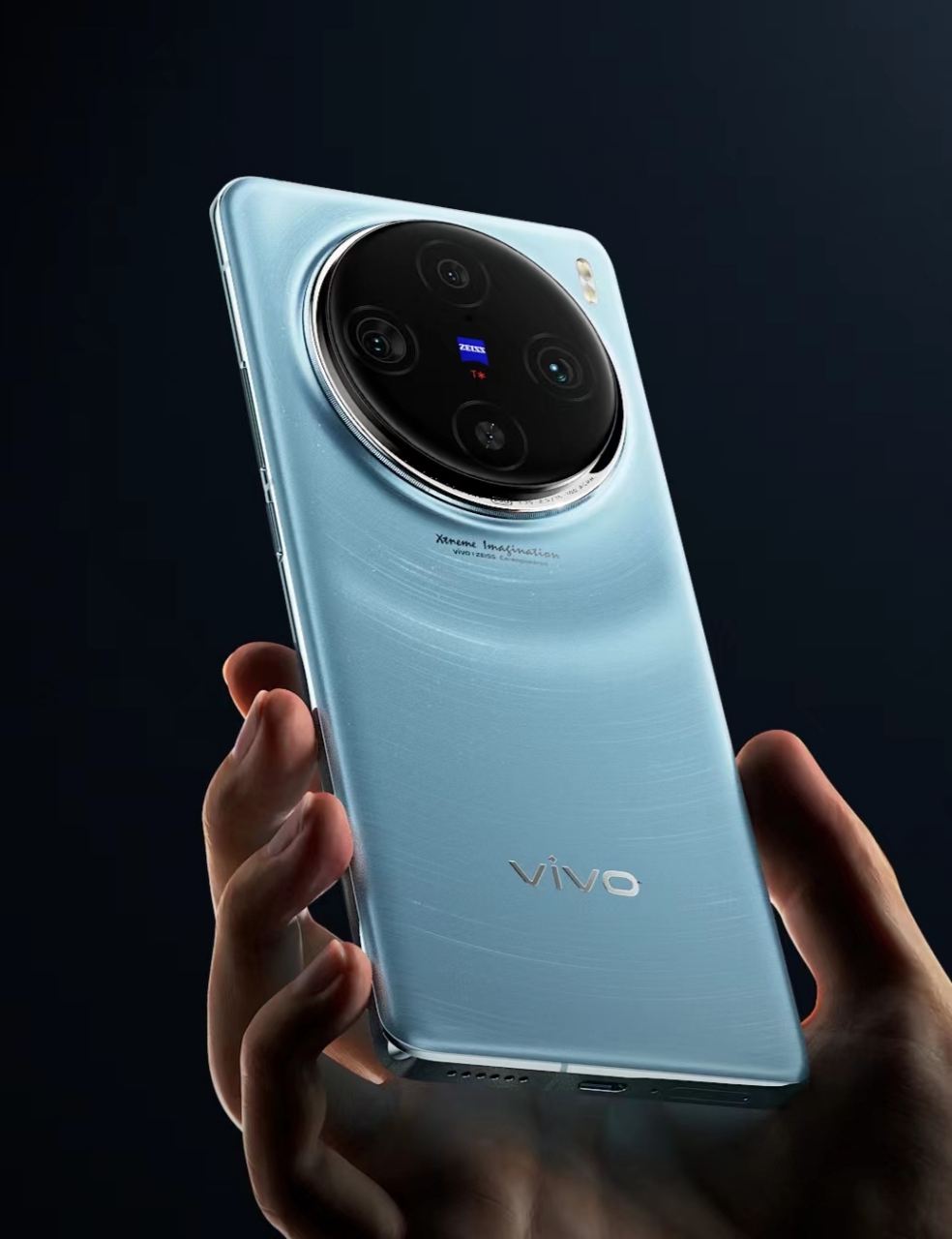 vivo x100 pro外观公布,好像还可以啊?注意是有玻璃版本  图2是x90 pr