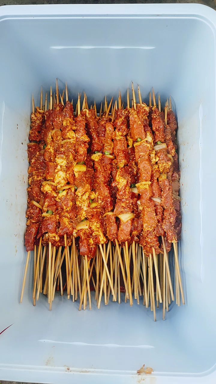 文强火盆大肉串,嘎嘎香的大肉串