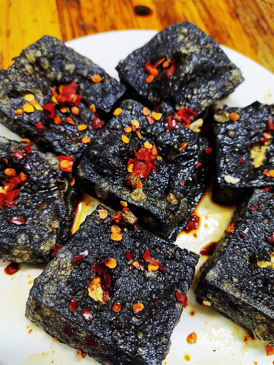 长沙臭豆腐:从小吃到大的味道,走街串巷寻美味!