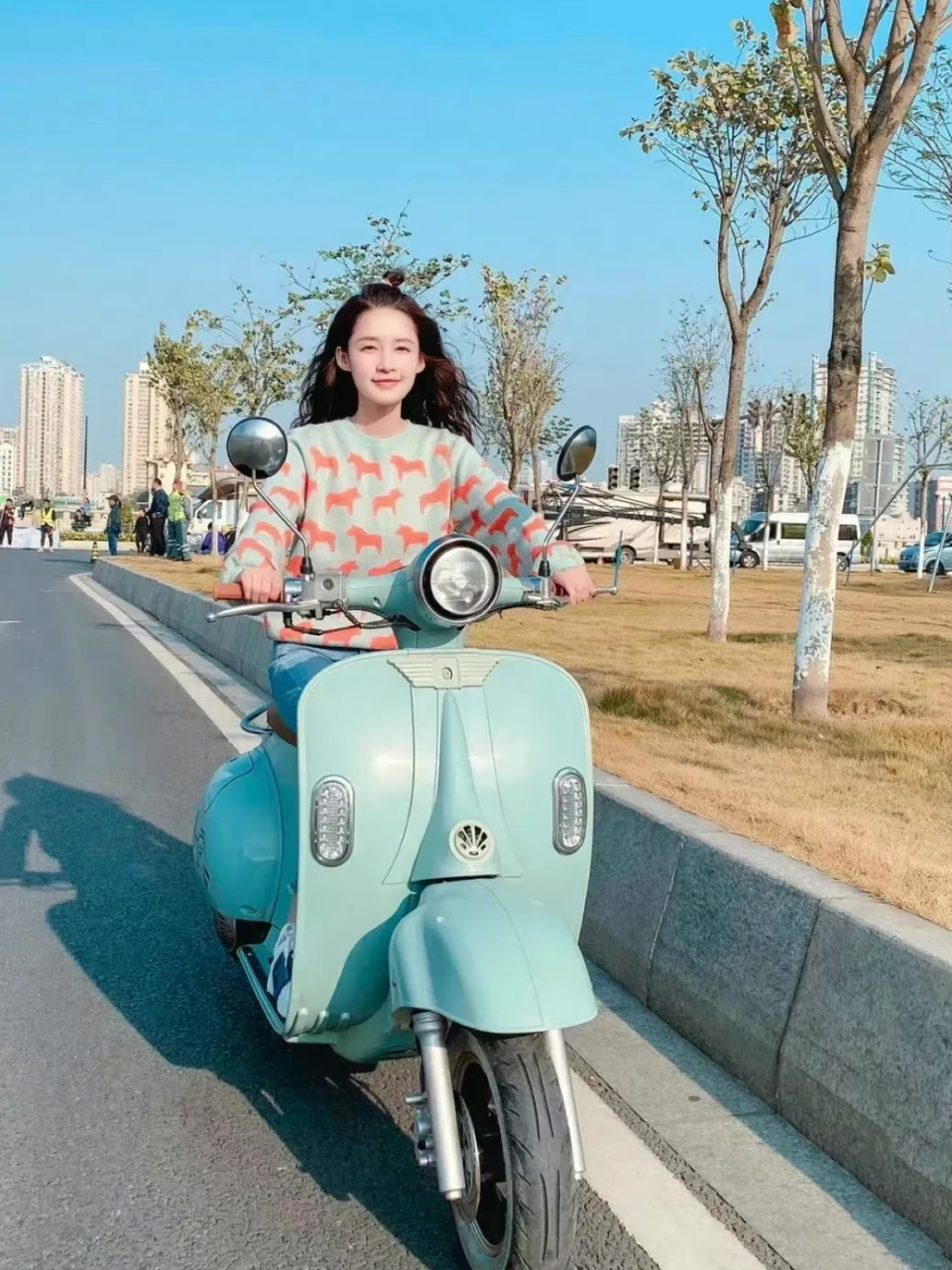 沁沁的小摩托 #李沁