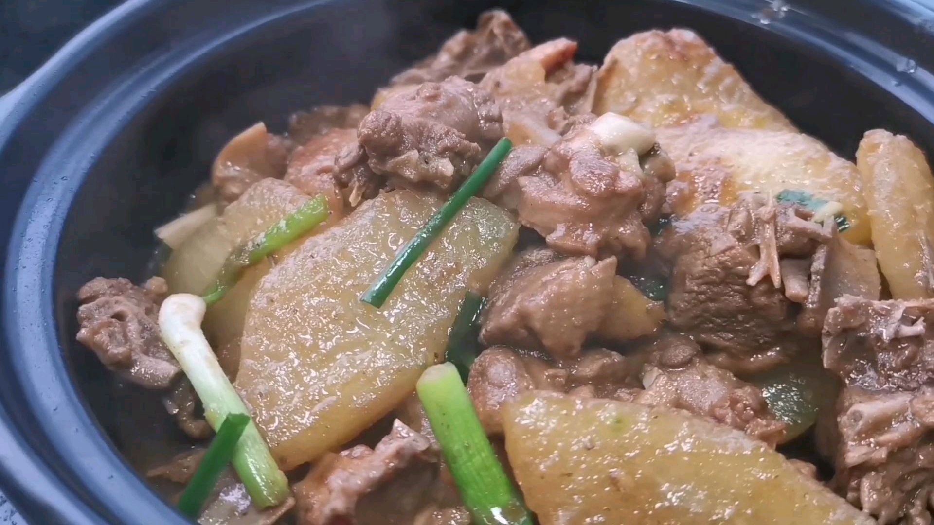 简单食材最家常做法,鸭肉软香入味无腥味,非常鲜美快收藏吧