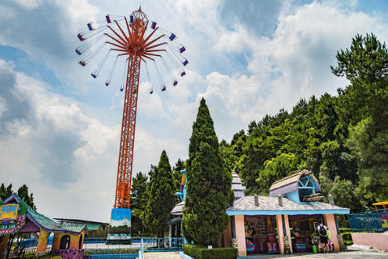 桂林又一大型游乐园,耗资31亿元建造,首批5a景区却少有人知