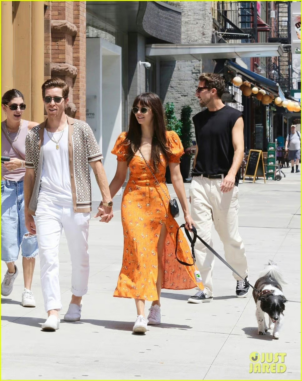 shaun white和女友nina dobrev在纽约外出街拍