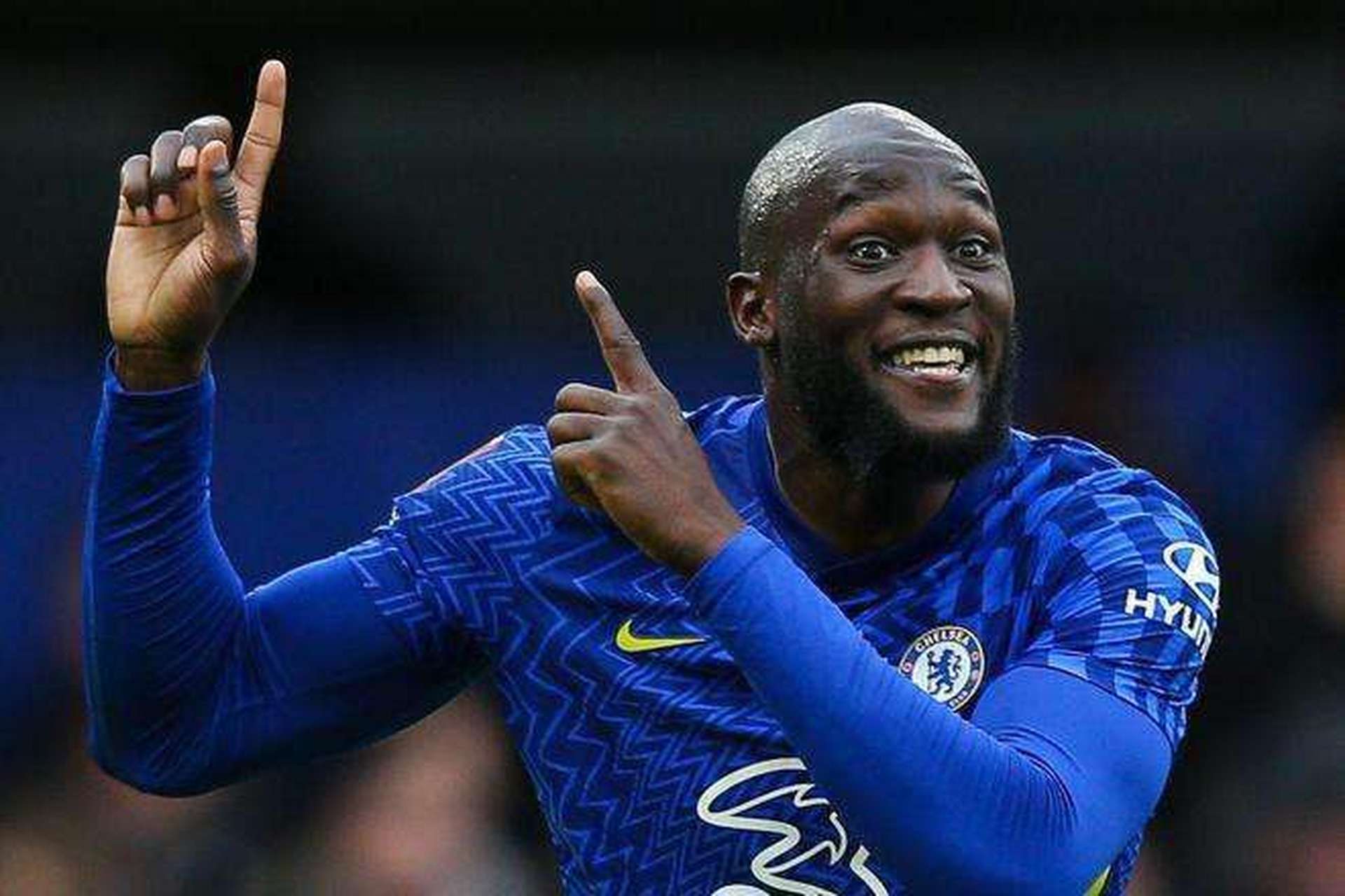 据名记罗马诺报到,切尔西球星卢卡库的转会将尘埃落定,即将租借加盟