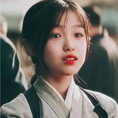 《艺伎回忆录小千代长大》艺伎回忆录中眼睛灵动的小