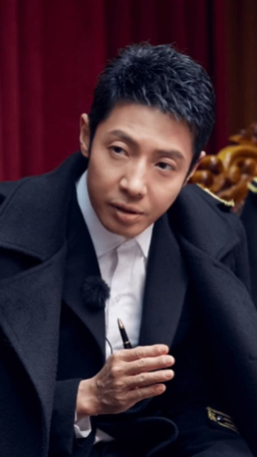 山西太原一场婚礼上,出现了著名主持人撒贝宁.