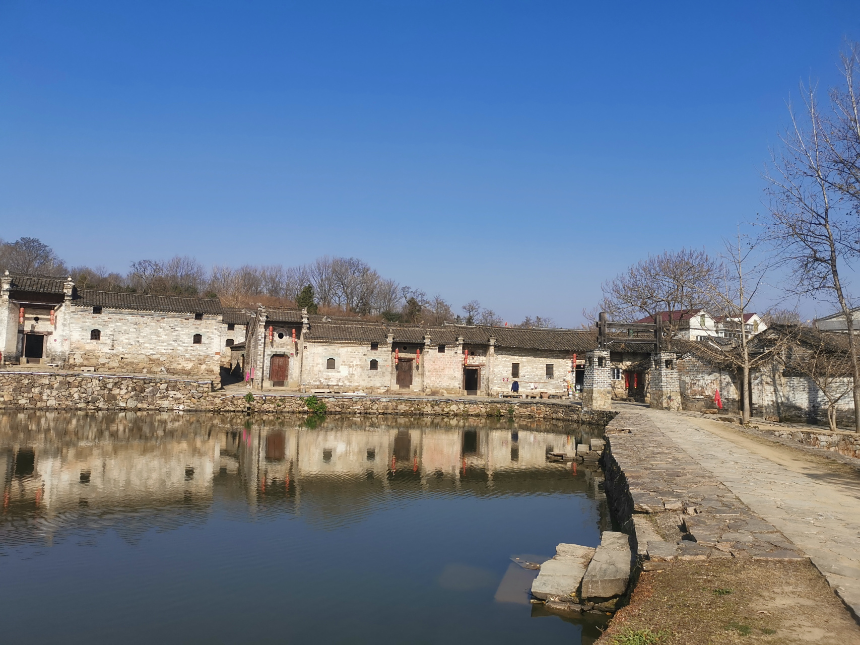 骑行信阳新县西河湾古村落—新县丁李湾古村落,古色古香的明清建筑!